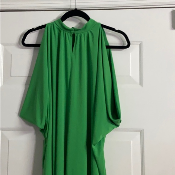 Zara emerald green halter dress - Picture 6 of 13